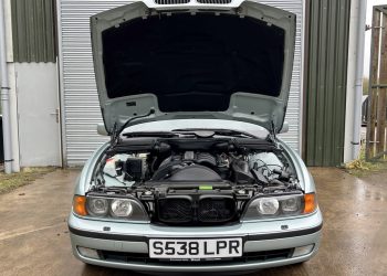 1998 BMW 528i SE-engine