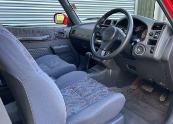 1999 Toyota RAV4 GX-interior2