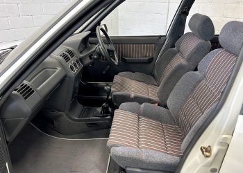 1989Peugeot205GT-interior1
