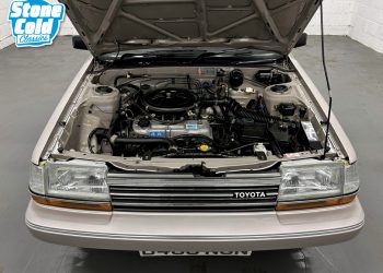 1986 Toyota Carina-body5a