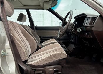 1986 Toyota Carina-interior1