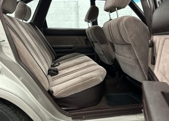 1986 Toyota Carina-interior2