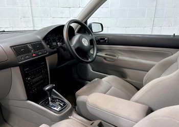 2001 VW Golf-interior11