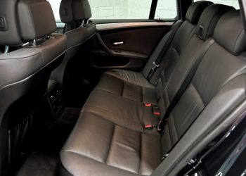 2008 BMW520d-interior9