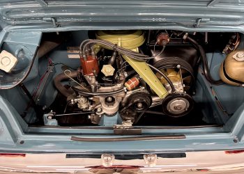 1966 Fiat 850 Vignale-engine