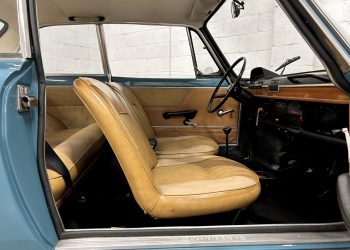 1966 Fiat 850 Vignale-interior