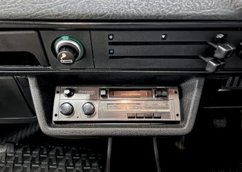 1988 VW Polo_interior4