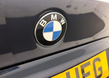 BMW325_detail11
