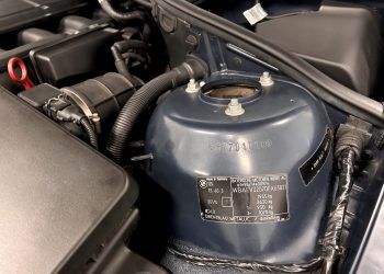 BMW325_engine
