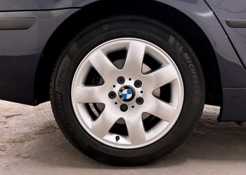 BMW325_wheel4