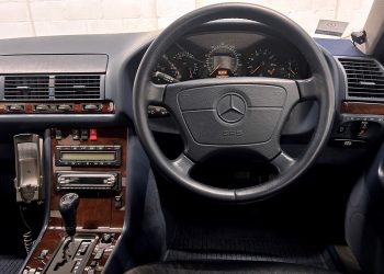 MercedesS320_interior12