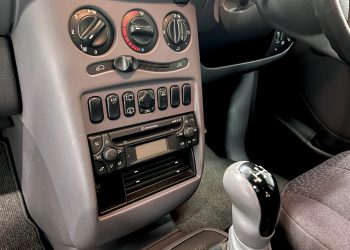 MercedesAClass_interior12