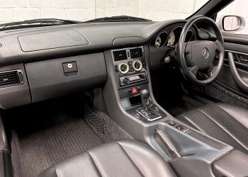 MercedesSLK230-interior13