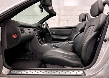 MercedesSLK230-interior2