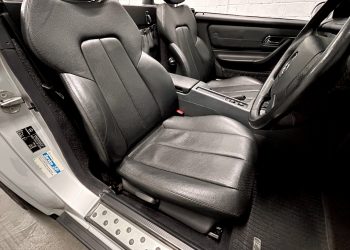 MercedesSLK230-interior3