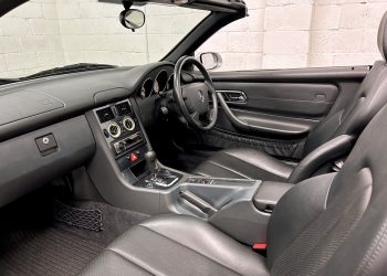 MercedesSLK230-interior8
