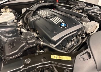 2009 BMW Z4_engine1
