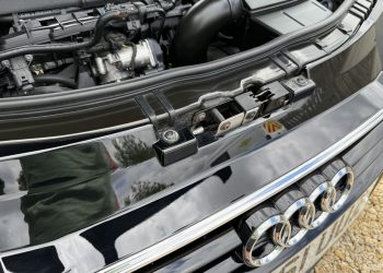AudiTT_engine_detail1