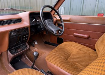 Chrysler_Apline_interior1