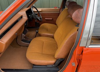 Chrysler_Apline_interior6