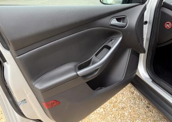 Ford_Focus_interior_Detail7 Ford_Focus_interior_Detail7