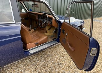 Reliant_Scimitar_Interior3