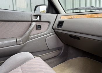 Rover216Gti_interiorDetail1