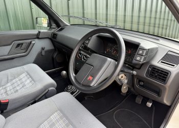 1990CitroenBXStTropez_interior1
