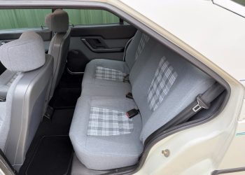 1990CitroenBXStTropez_interior16