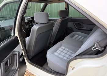 1990CitroenBXStTropez_interior17