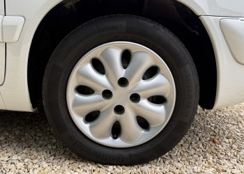 2000CitroenXantia_wheel3