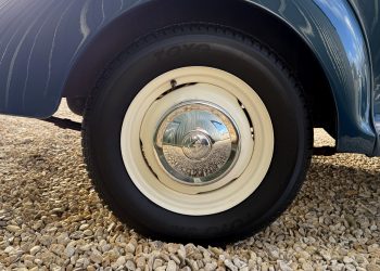 1965MorrisMinor_wheel3