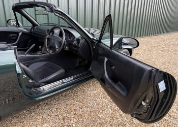 1998MazdaMX5_interior_5 1998MazdaMX5_interior_5