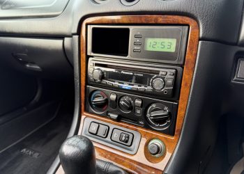 1998MazdaMX5_interior_detail2 1998MazdaMX5_interior_detail2