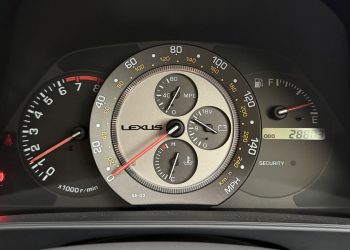 LexusIS200_interior-detail2 LexusIS200_interior-detail2