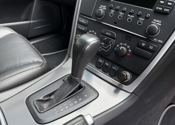 VolvoV70se_interiorDetail1 VolvoV70se_interiorDetail1