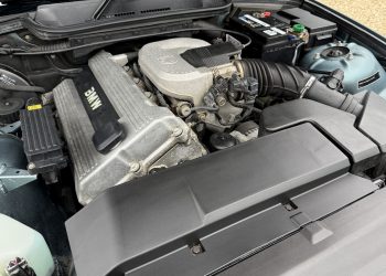 BMW318iS_engine1 BMW318iS_engine1