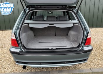 BMW318iTouring_body12