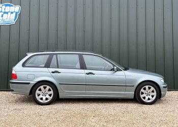 BMW318iTouring_body4