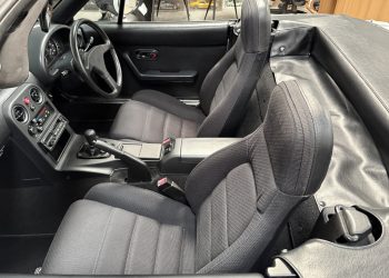 MazdaMX5NA_interior8
