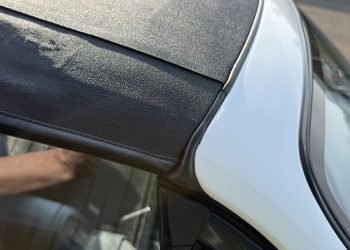 MazdaMX5NA_roofdetail1