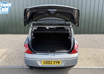 RenaultAvantime_body13