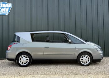 RenaultAvantime_body5