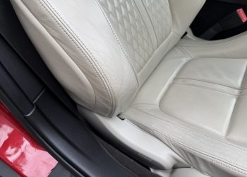 JaguarXKR_interiordetail1 JaguarXKR_interiordetail1