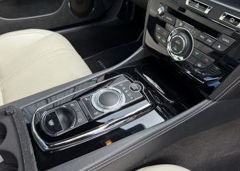 JaguarXKR_interiordetail14 JaguarXKR_interiordetail14