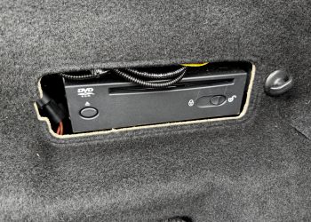 JaguarXKR_interiordetail6 JaguarXKR_interiordetail6