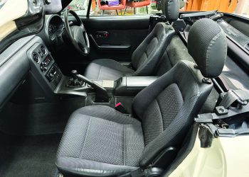 MazdaMX5_interior9 MazdaMX5_interior9