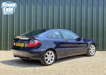 2002 Mercedes C230_Body3