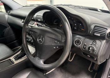 2002 Mercedes C230_interior1 2002 Mercedes C230_interior1