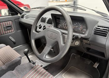1989 Peugeot205GT_interior 1989 Peugeot205GT_interior